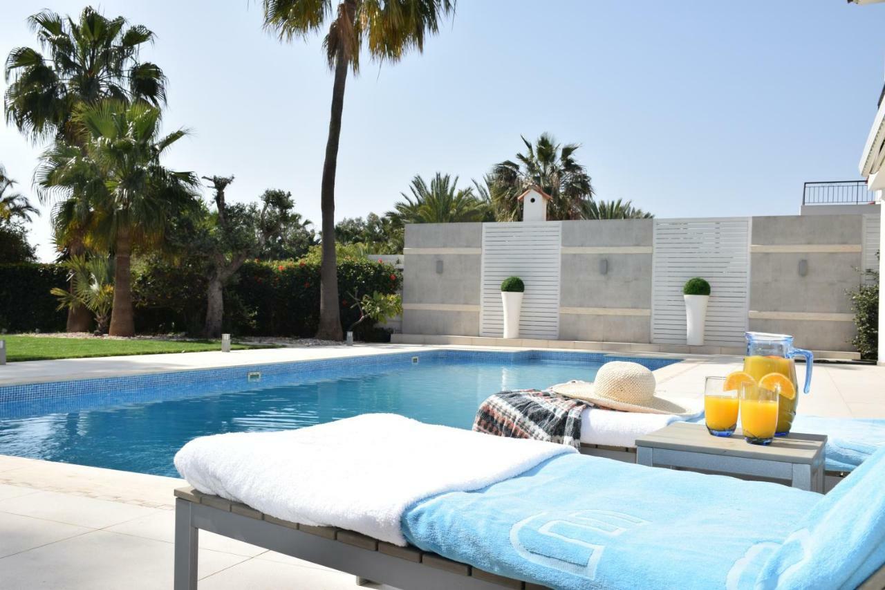 Deluxe First Line Villa Perivolia Exterior photo